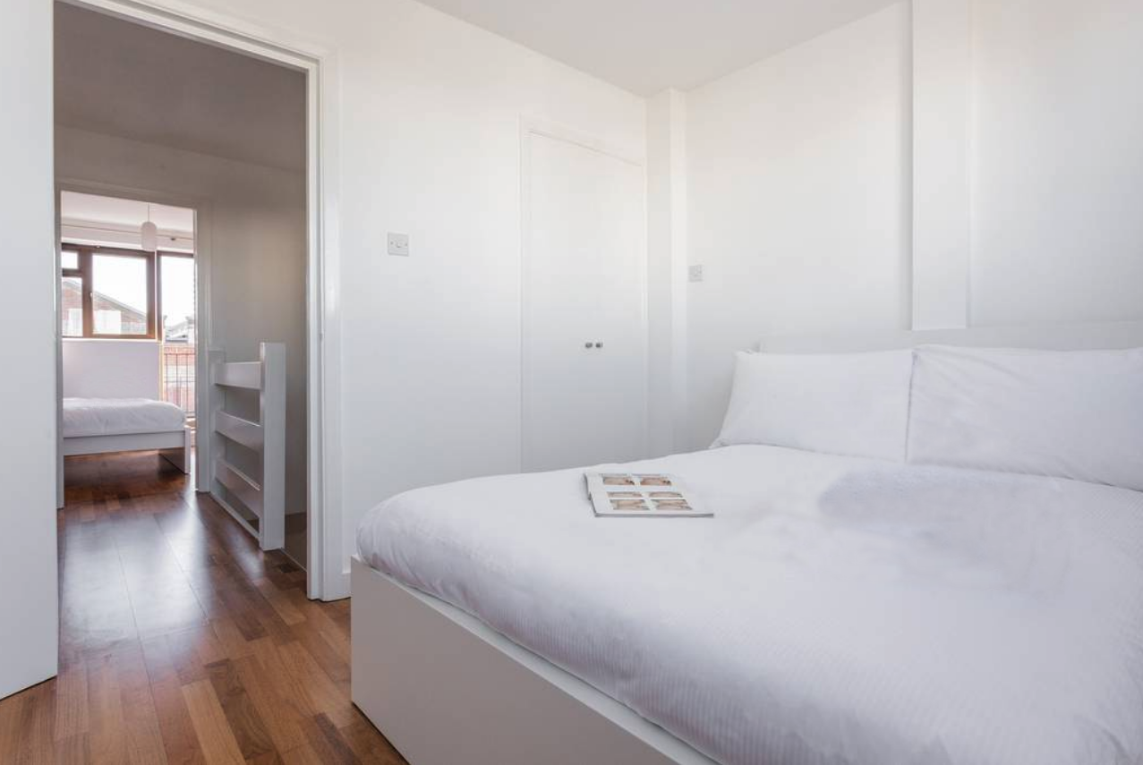 Camden Town Apartment I 2019